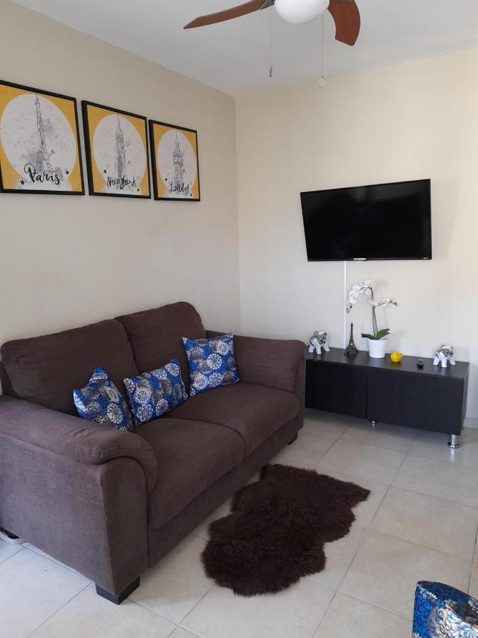 산티아고 데 로스 카바예로스 Residencial Palmas De Gurabo 아파트 외부 사진