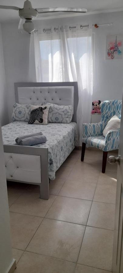 산티아고 데 로스 카바예로스 Residencial Palmas De Gurabo 아파트 외부 사진